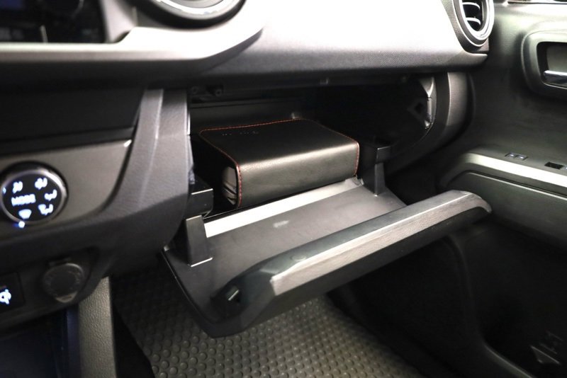 Used 2019 Toyota Tacoma TRD Off-Road w/ Four Season Floor Mat Package image 23