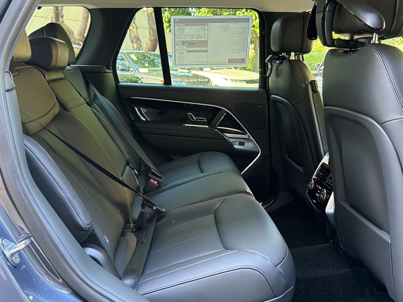 New 2026 Land Rover Range Rover SE AWD/4WD image 31