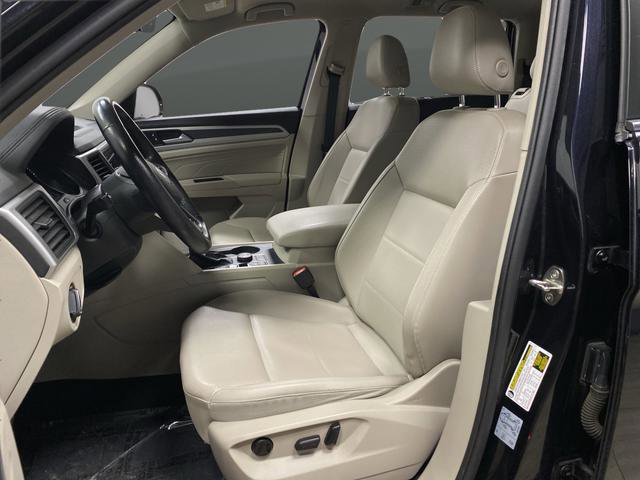 Used 2021 Volkswagen Atlas SE w/ Panoramic Sunroof Package image 4