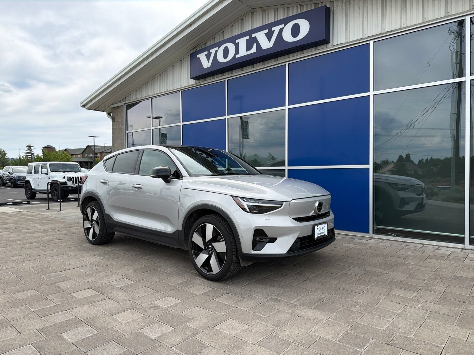 Used 2023 Volvo C40 P8 Recharge Ultimate