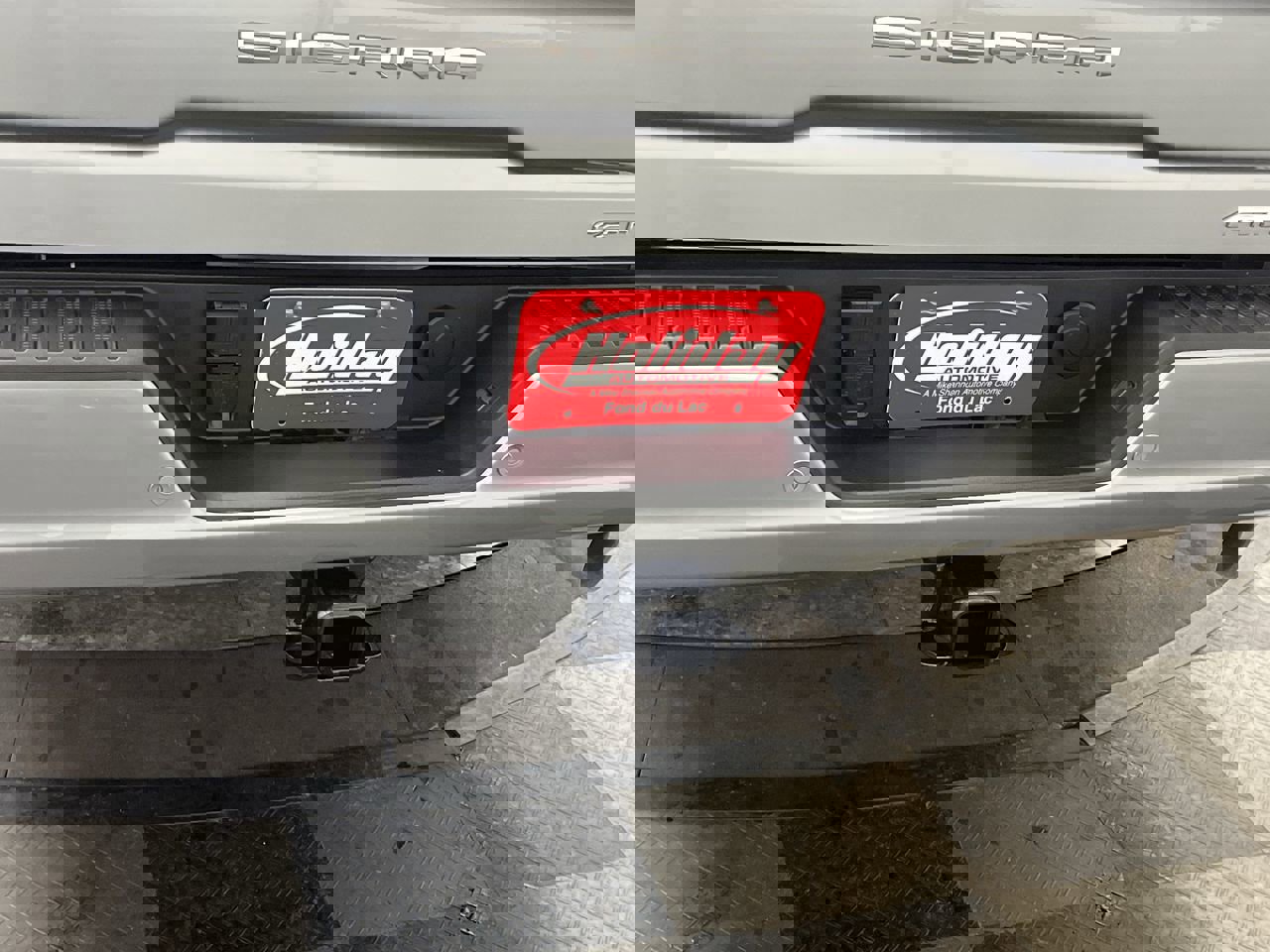 Certified 2024 GMC Sierra 2500 AT4 w/ Technology Package image 37