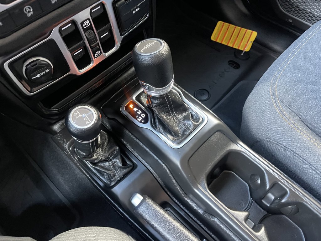 New 2026 Jeep Gladiator Sport AWD/4WD image 31