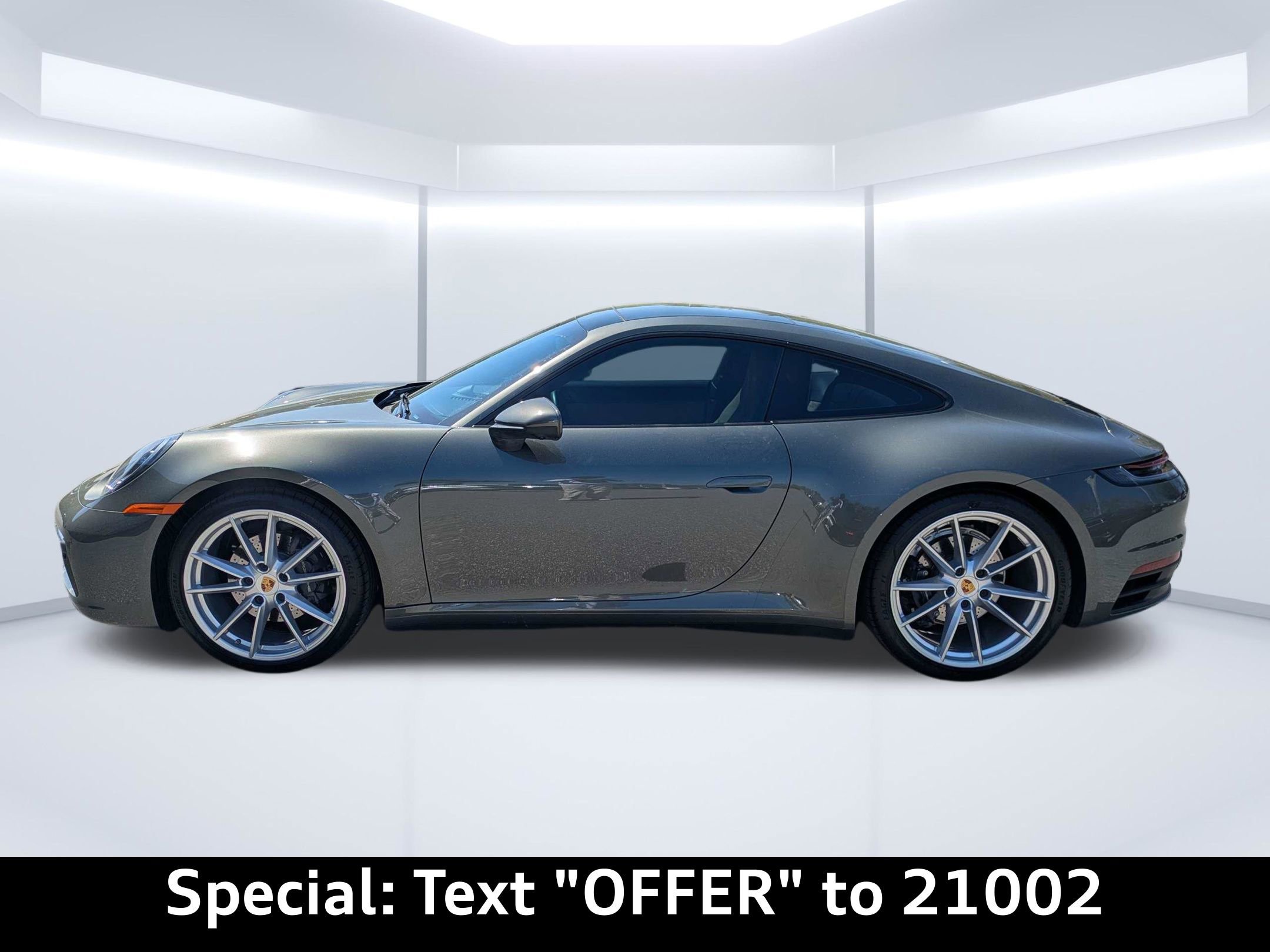 Used 2020 Porsche 911 Carrera image 6