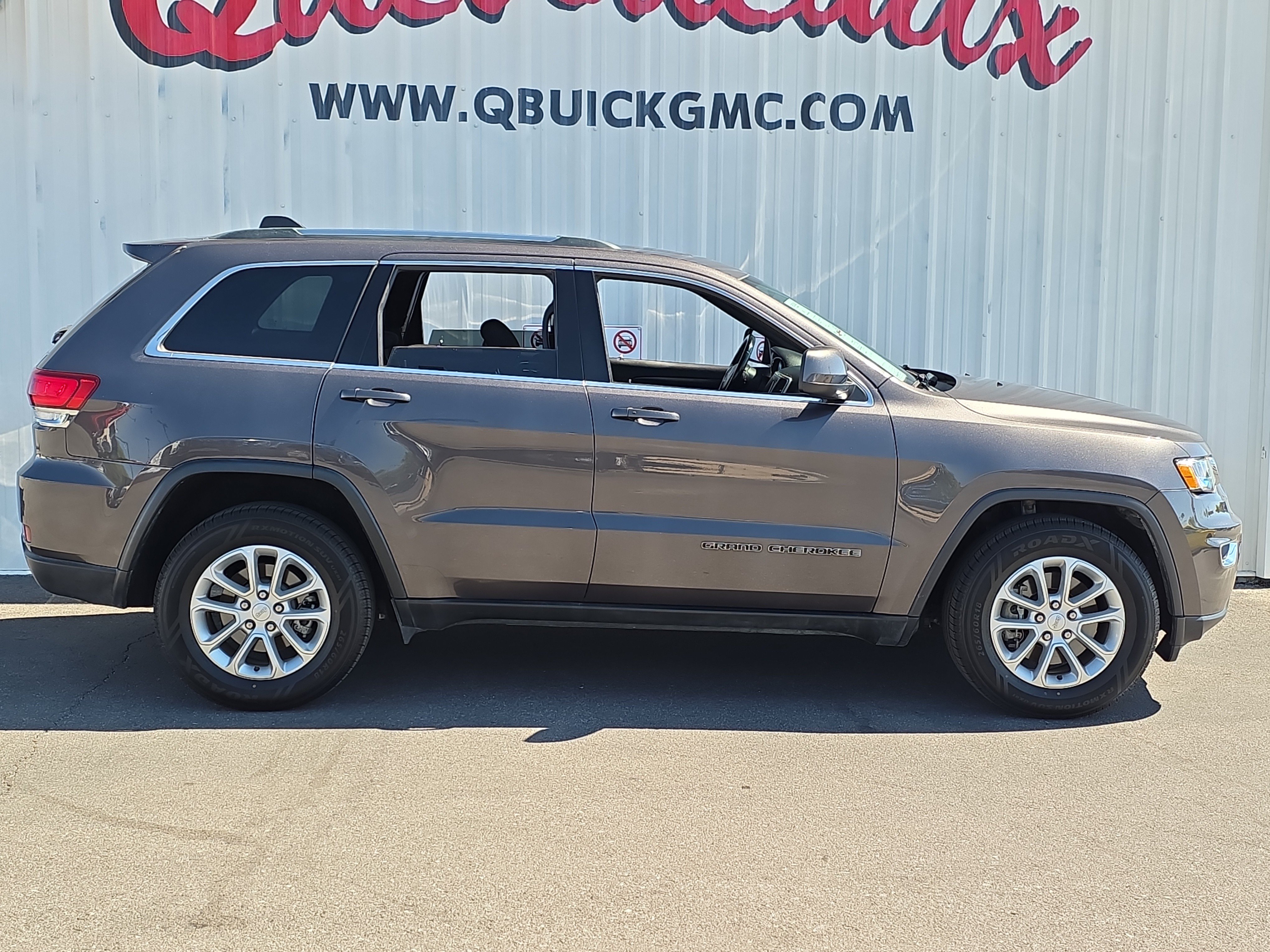 Used 2021 Jeep Grand Cherokee Laredo RWD image 8