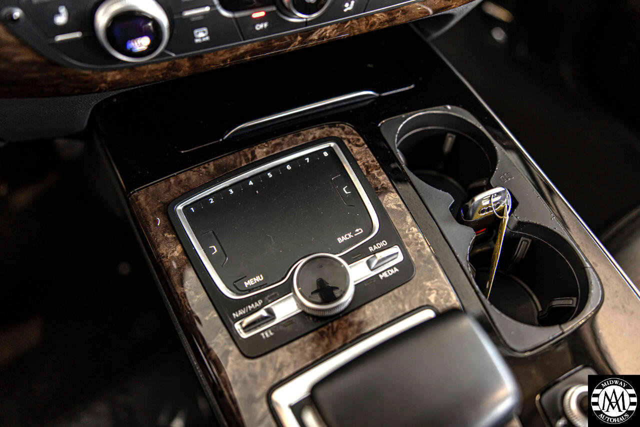 Used 2017 Audi Q7 3.0T Premium Plus image 31