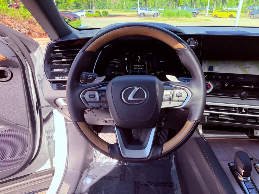 Used 2025 Lexus RX 350 Premium w/ Accessory Package (Z1) FWD image 19