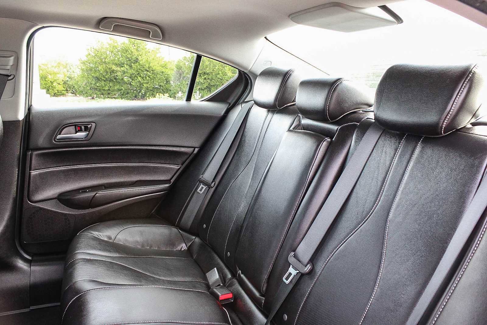 Used 2020 Acura ILX w/ Premium Package image 18