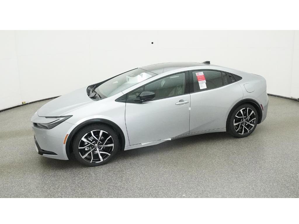 New 2026 Toyota Prius Plug-In Hybrid image 2