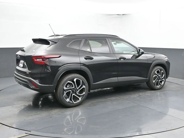 New 2026 Chevrolet Trax RS w/ Sunroof Package FWD image 2