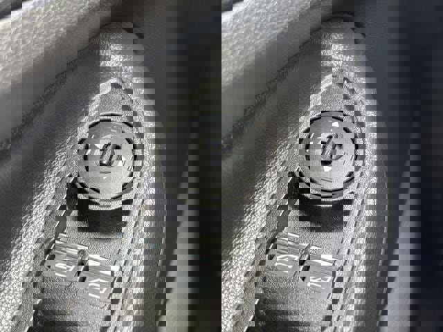 Used 2017 Ford Escape SE w/ Equipment Group 201A image 24