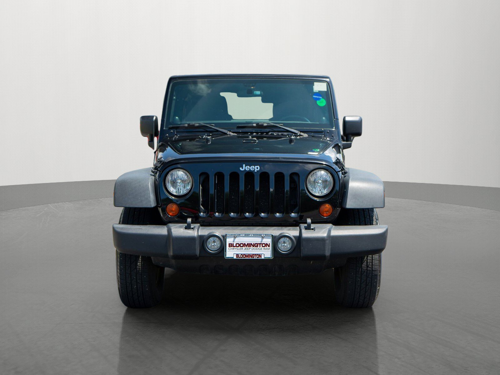 Used 2012 Jeep Wrangler Unlimited Sport AWD/4WD image 2