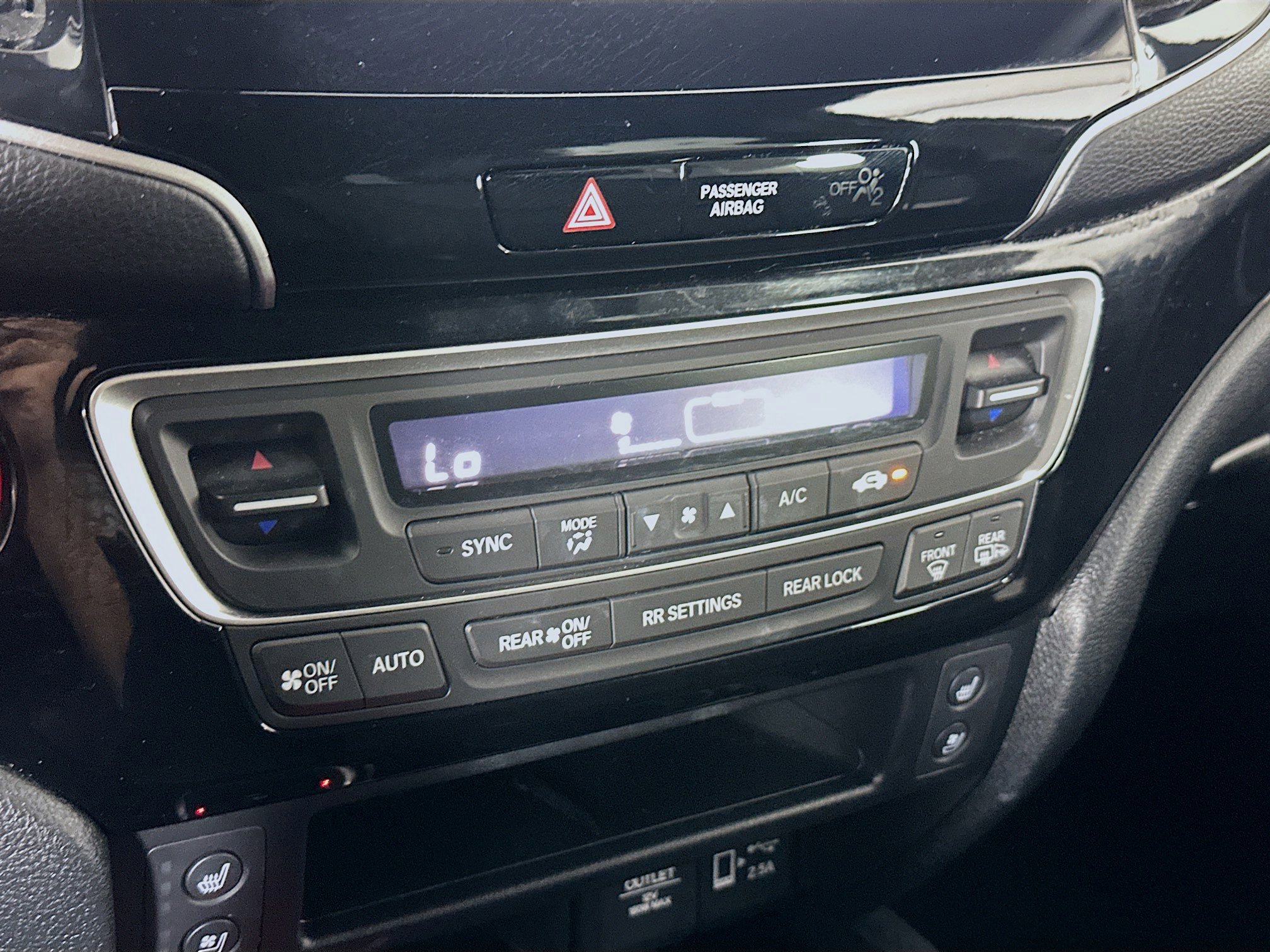 Used 2023 Honda Passport Elite image 23