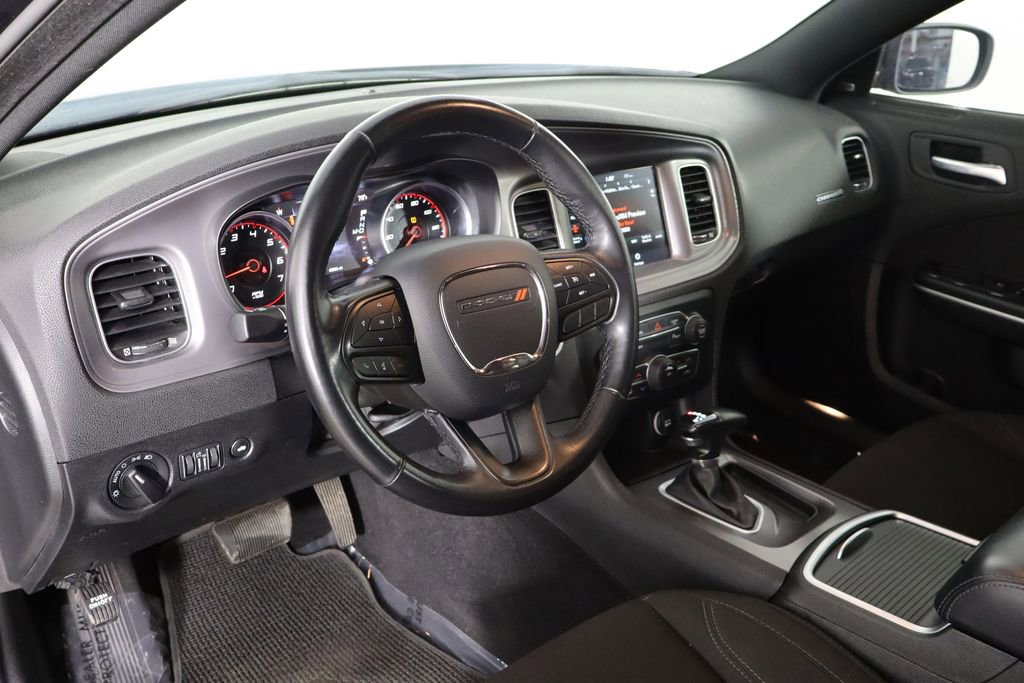 Used 2023 Dodge Charger SXT RWD image 25