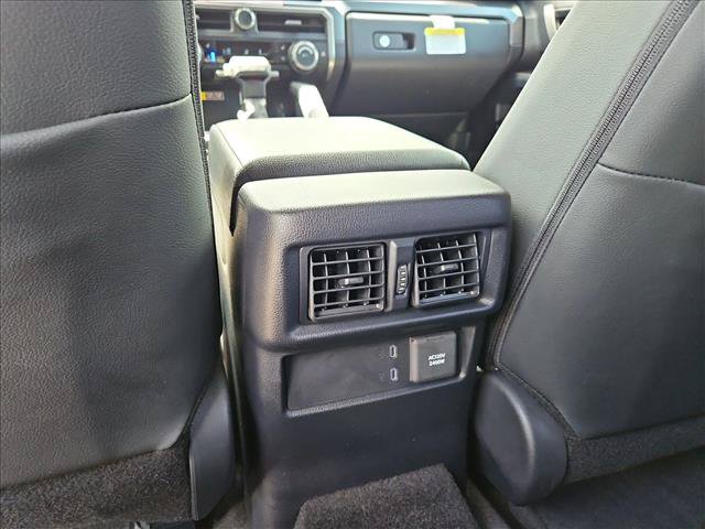 Used 2025 Toyota 4Runner TRD Off-Road Premium w/ Tow Technology Package AWD/4WD image 18