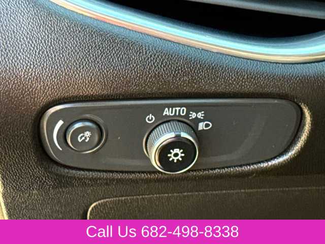 Used 2020 Chevrolet Malibu Premier FWD image 22