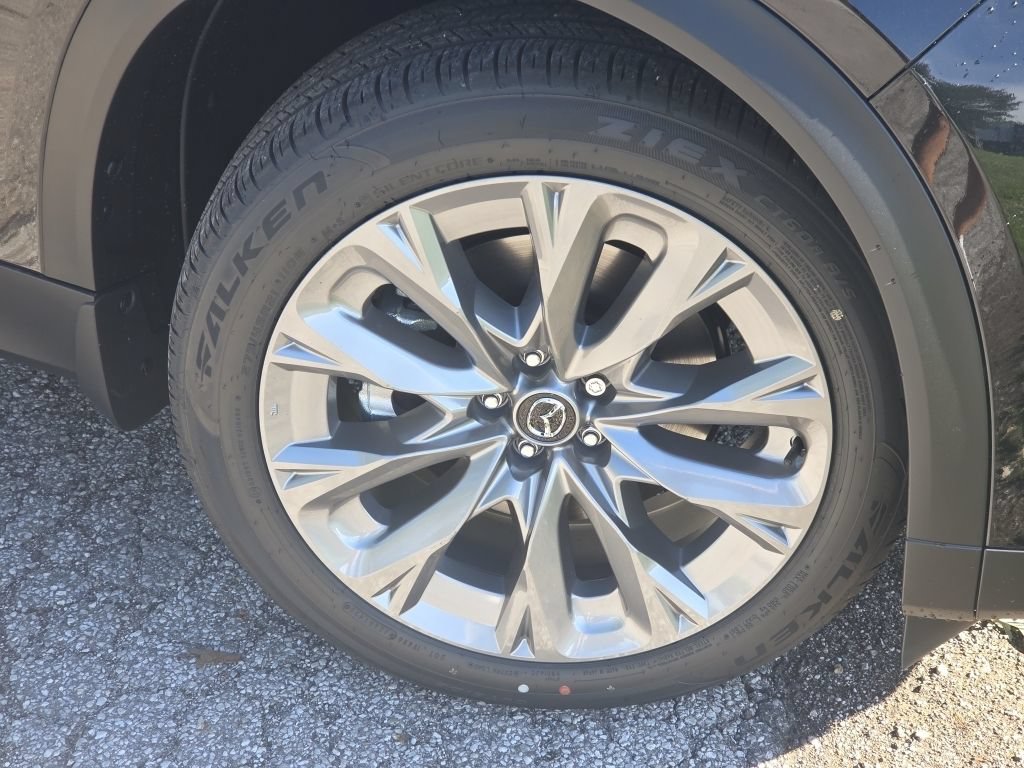 New 2026 MAZDA CX-90 Plug-In Hybrid w/ Preferred AWD/4WD image 14