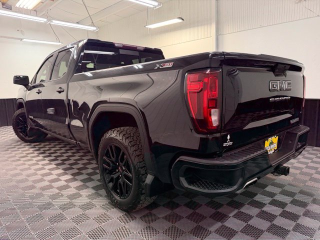 Used 2020 GMC Sierra 1500 Elevation w/ Elevation Value Package AWD/4WD image 4