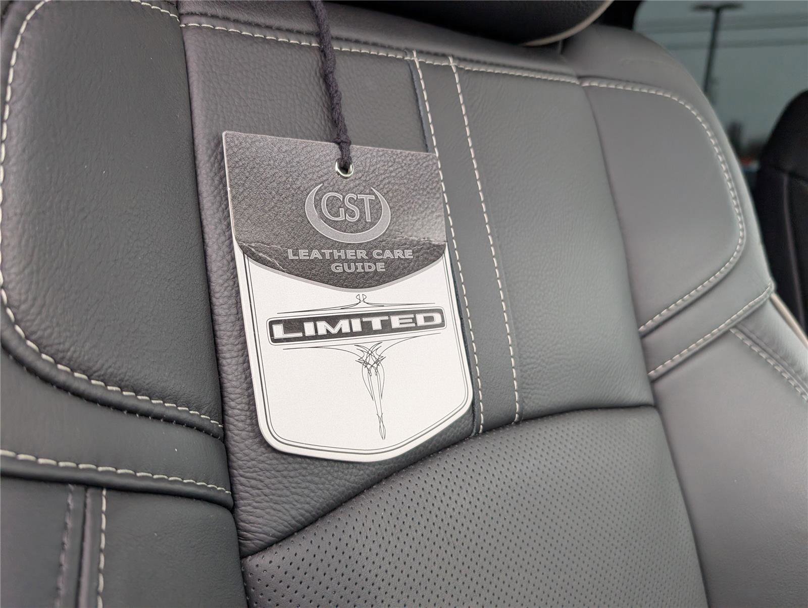 Used 2024 RAM 3500 Limited image 13