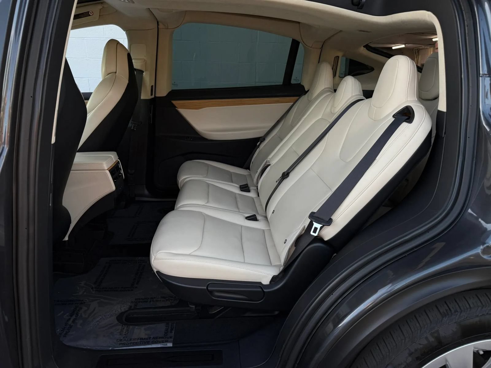 Used 2018 Tesla Model X 75D AWD/4WD image 17