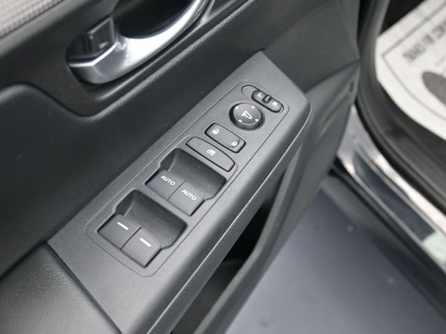 Used 2025 Honda CR-V EX image 14