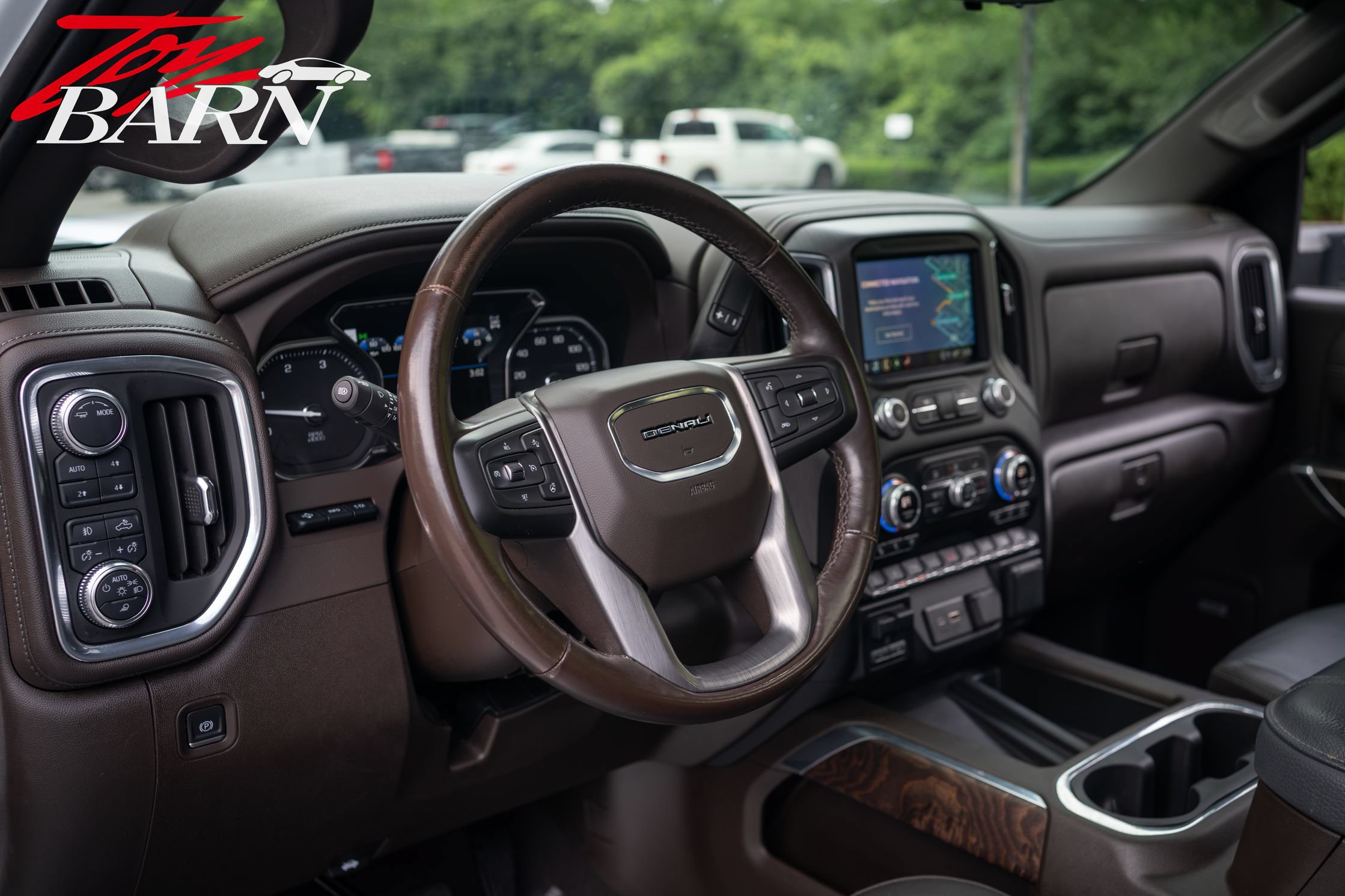 Used 2023 GMC Sierra 3500 Denali w/ Denali Ultimate Package AWD/4WD image 25