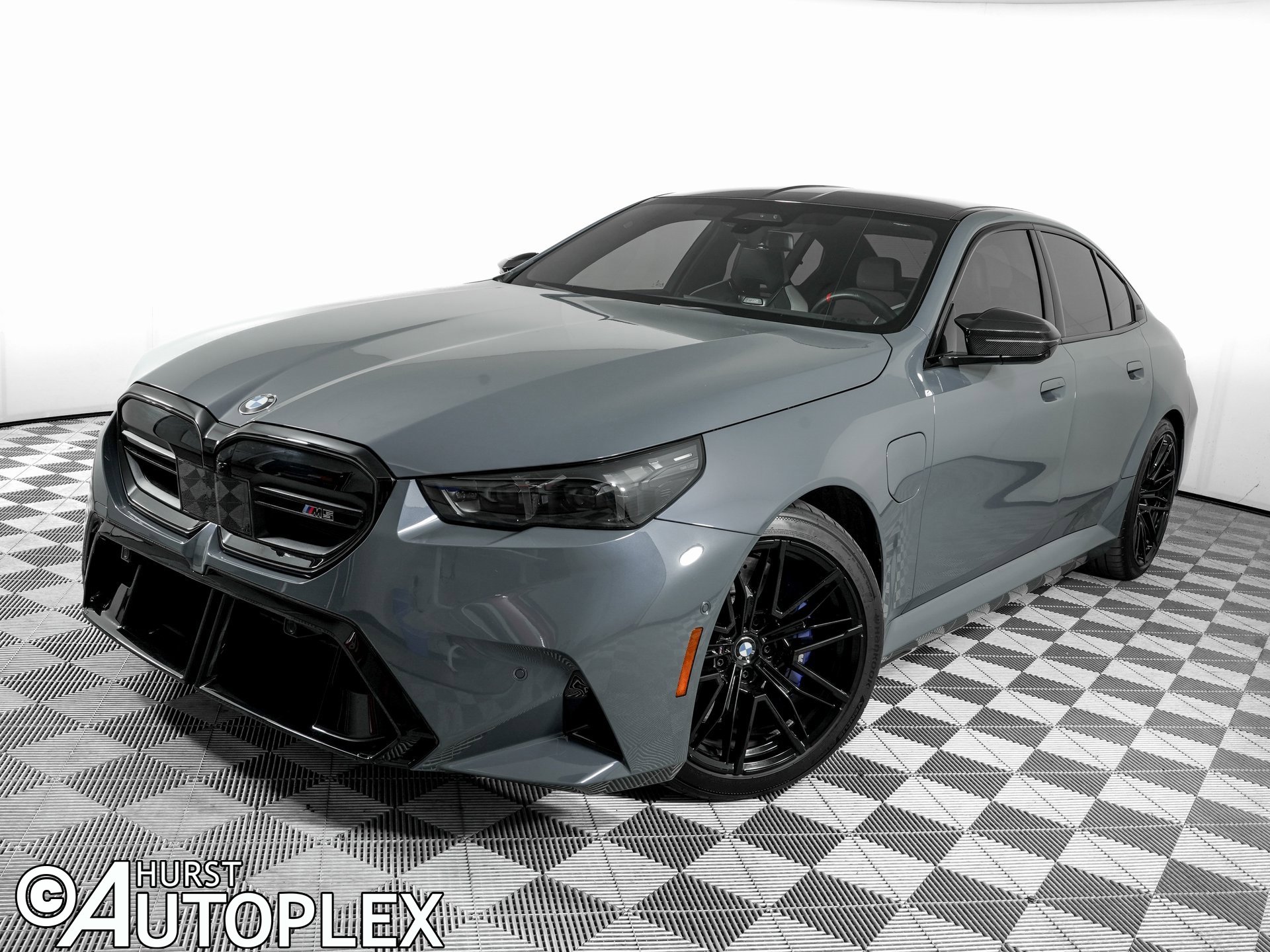 Used 2025 BMW M5 w/ Carbon Package