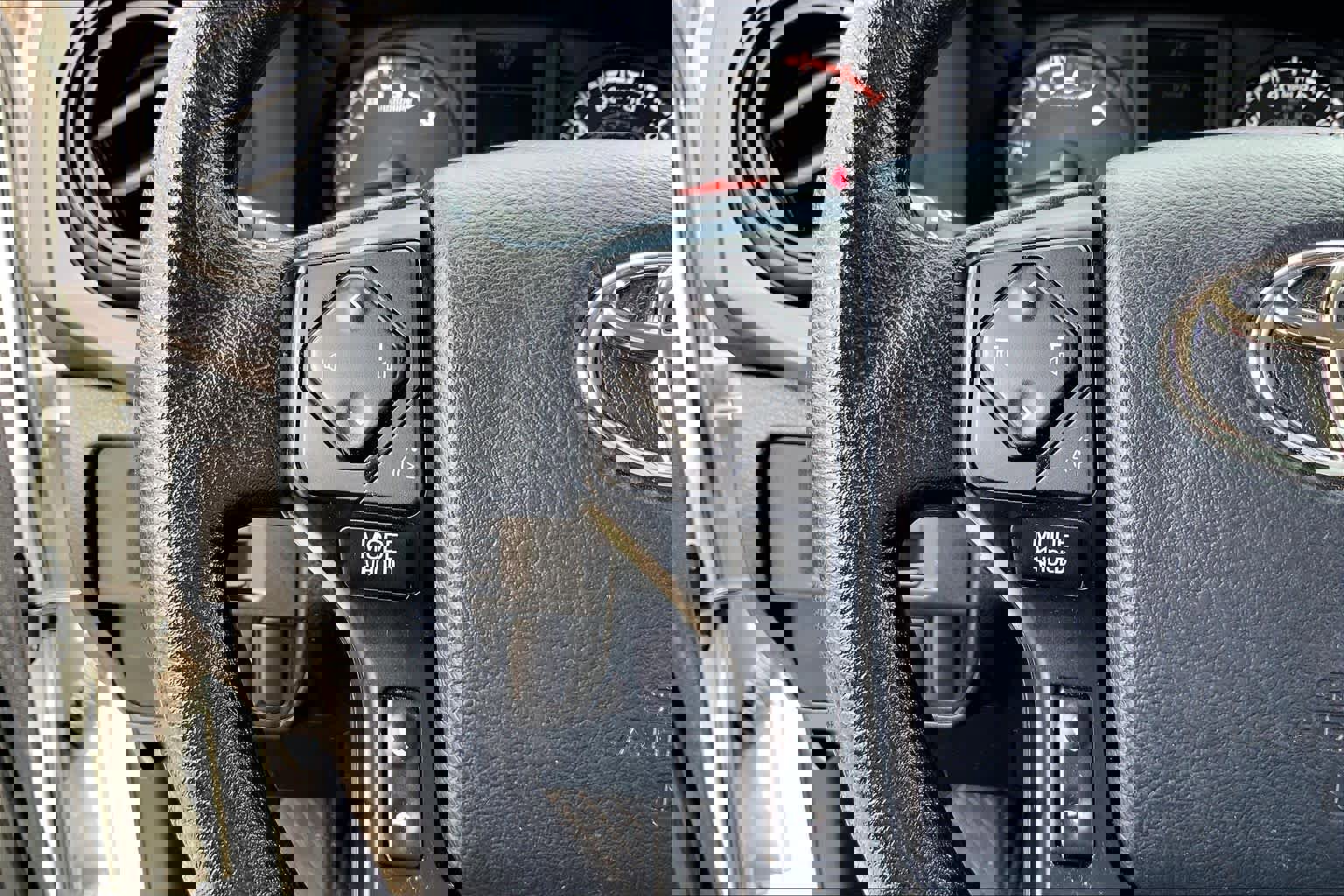 Used 2019 Toyota Tacoma SR RWD image 23