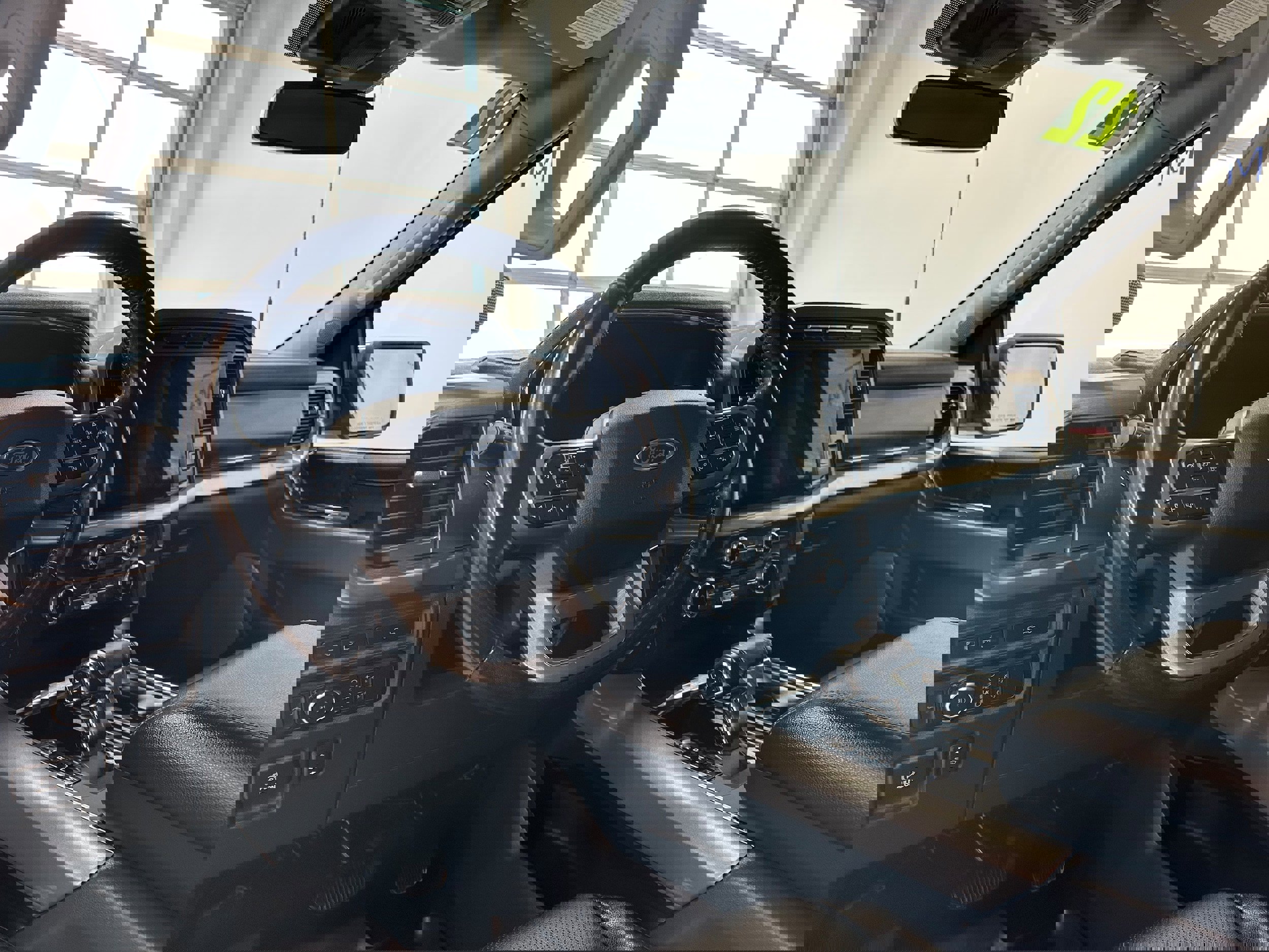 Used 2022 Ford F150 Lariat image 10