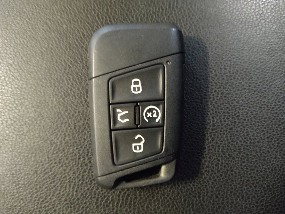 Used 2023 Volkswagen Atlas SE w/ Panoramic Sunroof Package FWD image 32