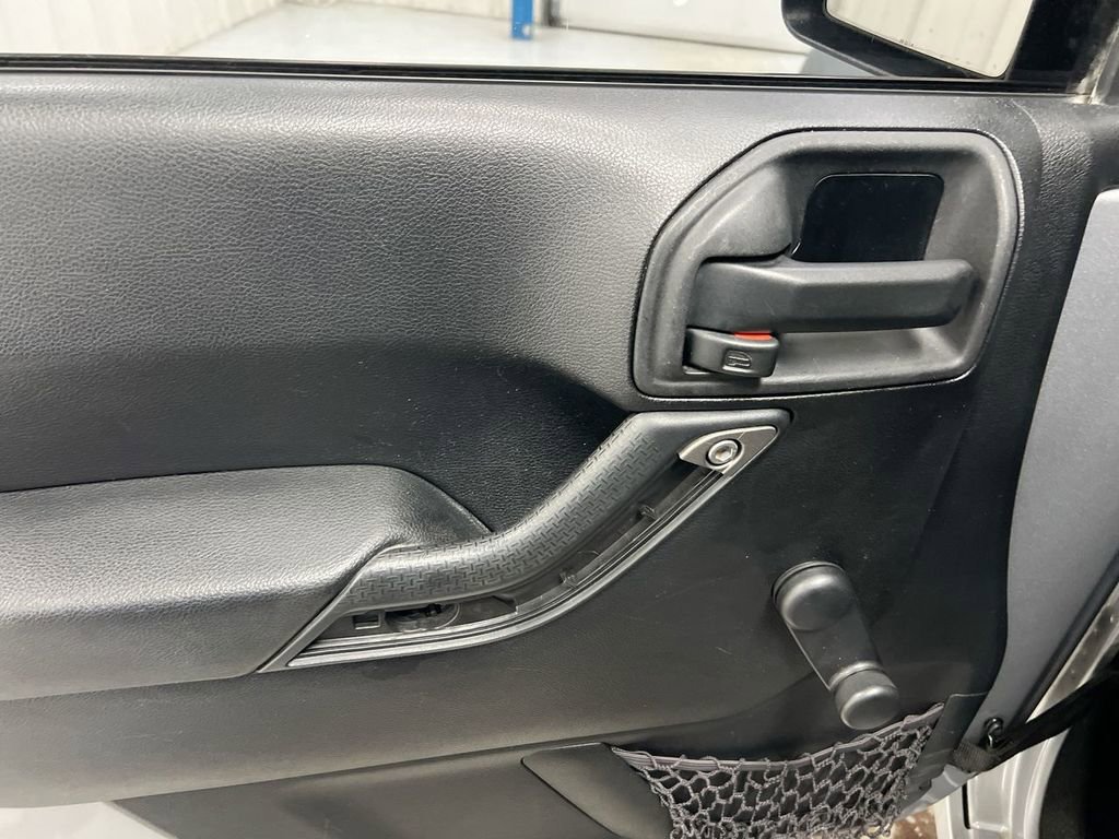 Used 2015 Jeep Wrangler Unlimited Sport w/ Trailer Tow Group image 13