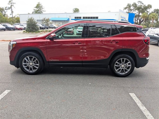 Used 2022 GMC Terrain SLT image 11