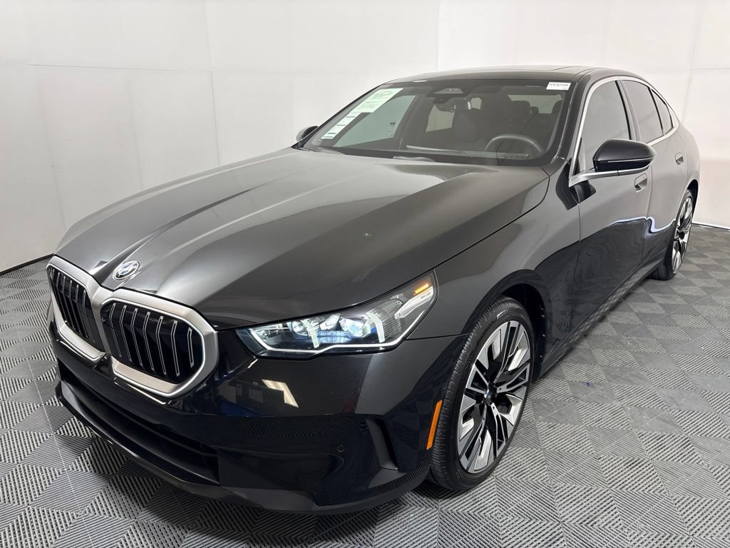 Certified 2026 BMW 530i w/ Premium Package RWD image 2