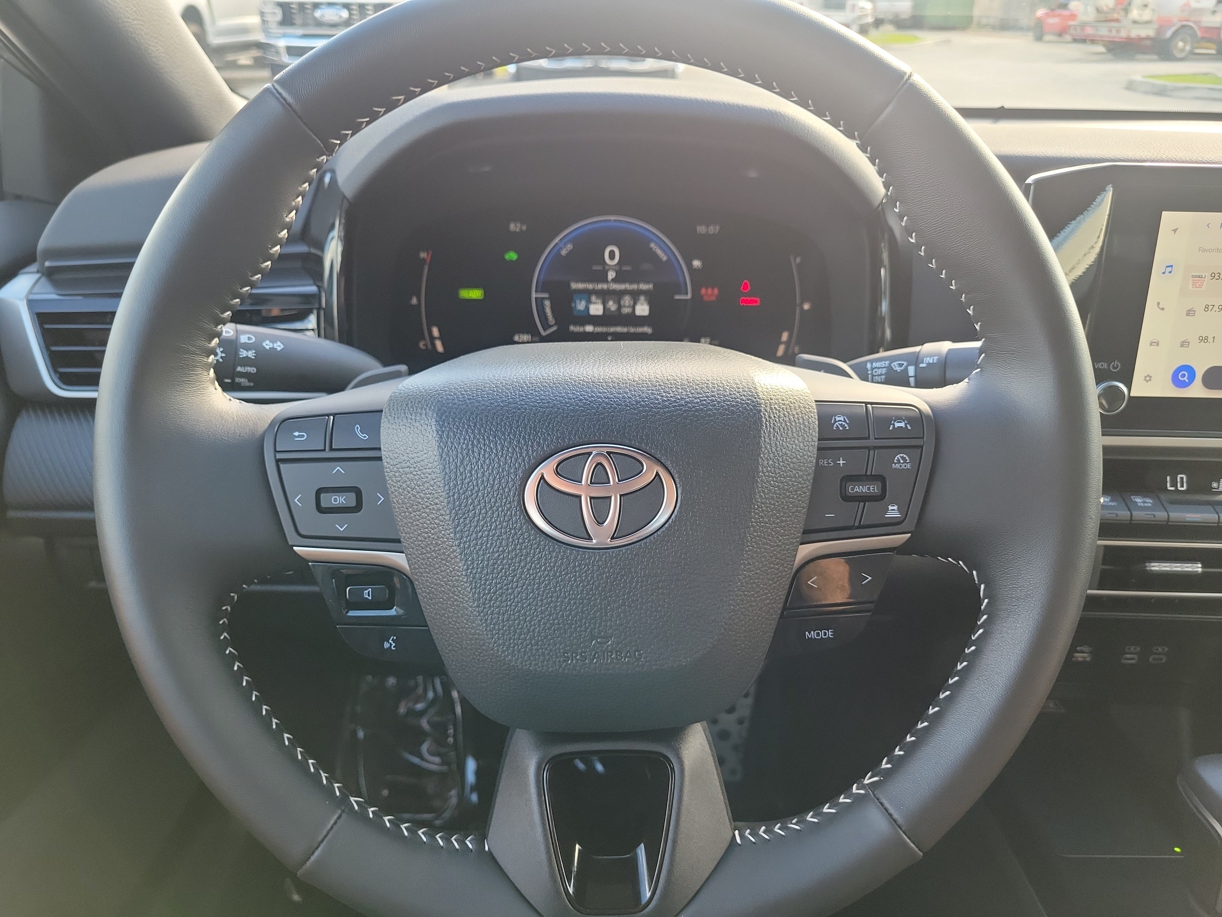 Used 2026 Toyota Camry SE FWD image 23