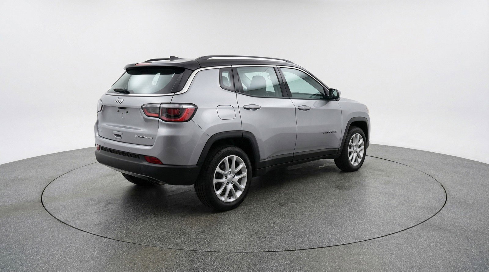 Used 2025 Jeep Compass Limited image 9