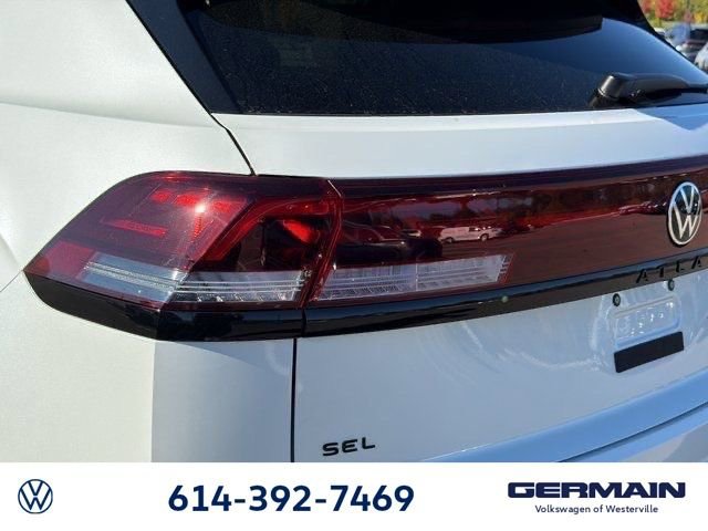 New 2026 Volkswagen Atlas Cross Sport SEL R-Line image 15