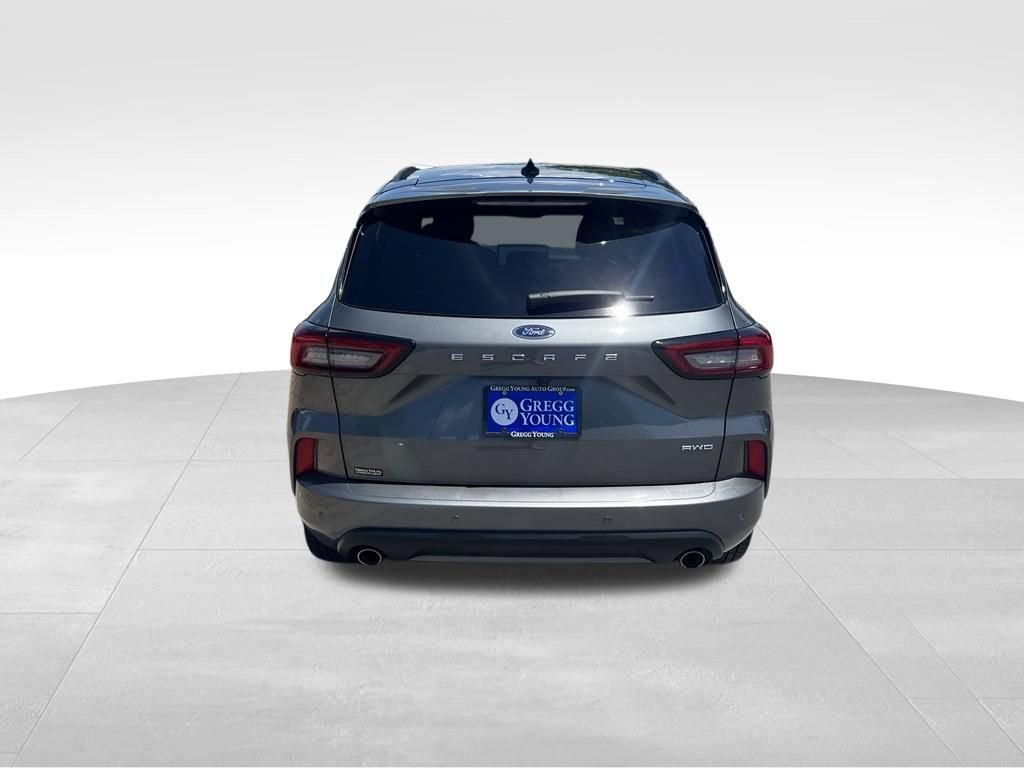 Used 2024 Ford Escape ST-Line w/ Tech Pack #1 AWD/4WD image 7