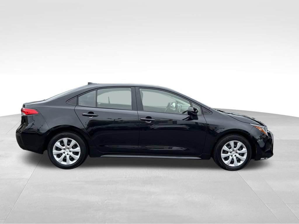 Certified 2021 Toyota Corolla LE w/ Carpet Mat Package (TMS) FWD image 6