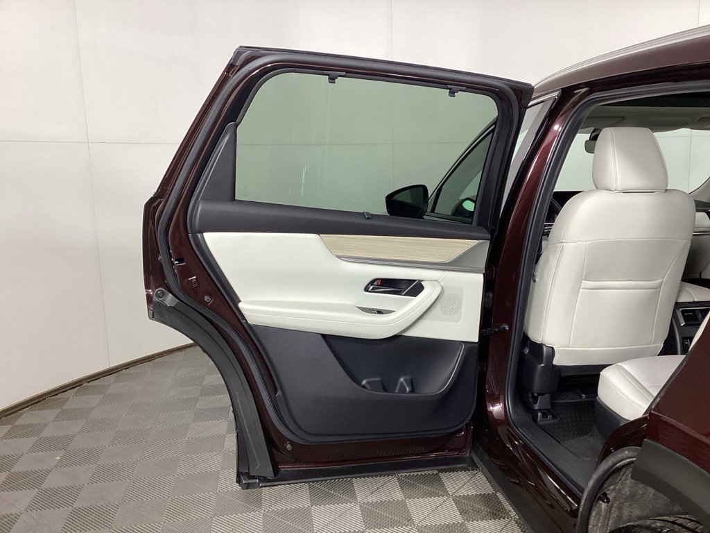 Used 2025 MAZDA CX-90 Plug-In Hybrid w/ Premium Plus image 13