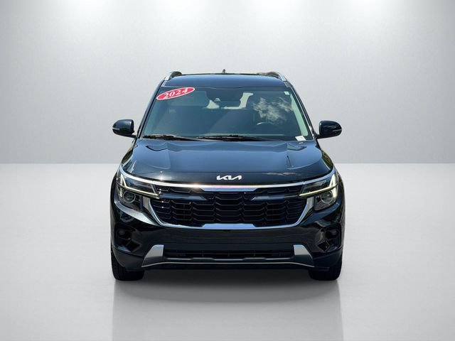 Certified 2024 Kia Seltos EX FWD image 4