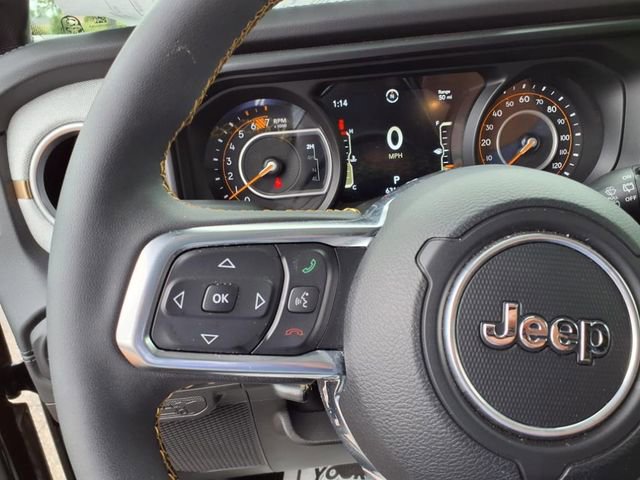 Used 2024 Jeep Wrangler Sahara w/ Technology Group image 14