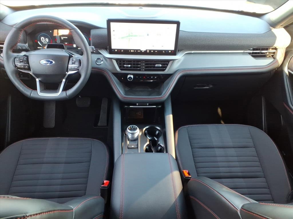 Used 2025 Ford Explorer ST-Line image 27