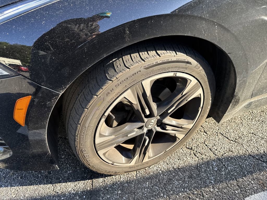 Used 2021 Kia K5 GT-Line image 10