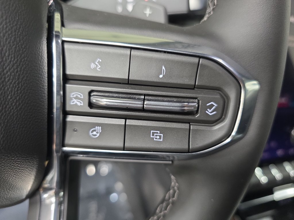 New 2026 GMC Yukon Denali w/ Denali Reserve Package AWD/4WD image 20