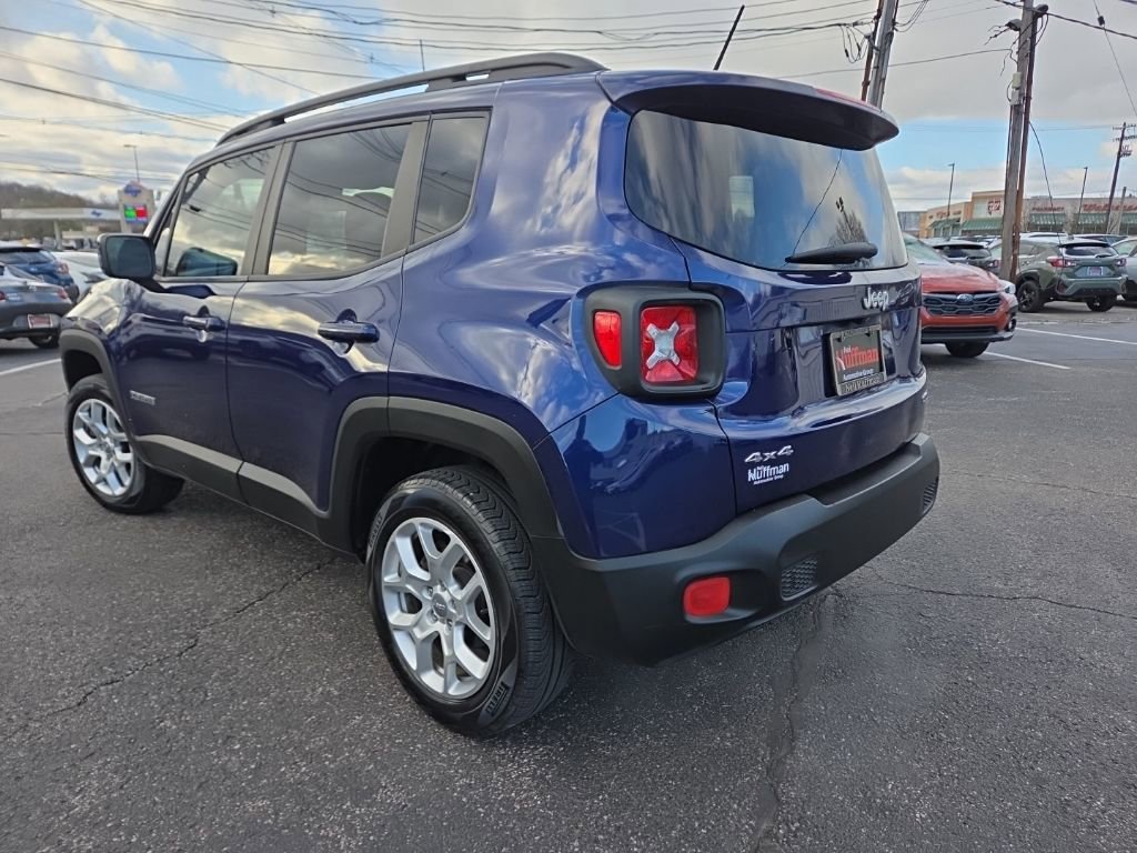 Used 2017 Jeep Renegade Latitude w/ Popular Equipment Group image 4