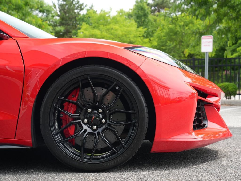 Used 2024 Chevrolet Corvette Z06 w/ Stealth Interior Trim Package RWD image 21