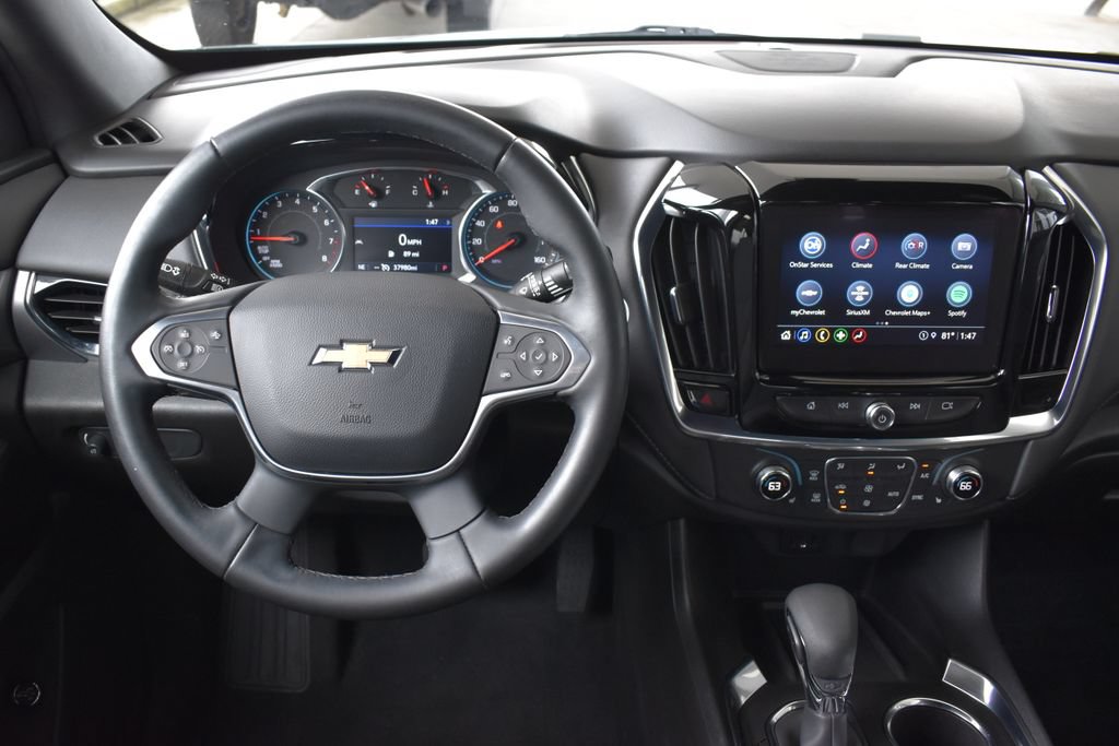 Used 2023 Chevrolet Traverse LT FWD image 3