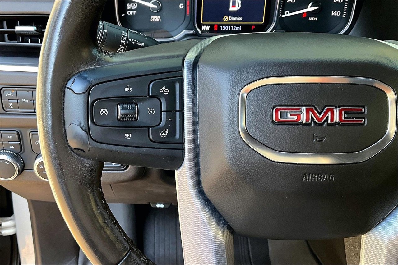 Used 2021 GMC Yukon SLT w/ SLT Luxury Plus Package image 10