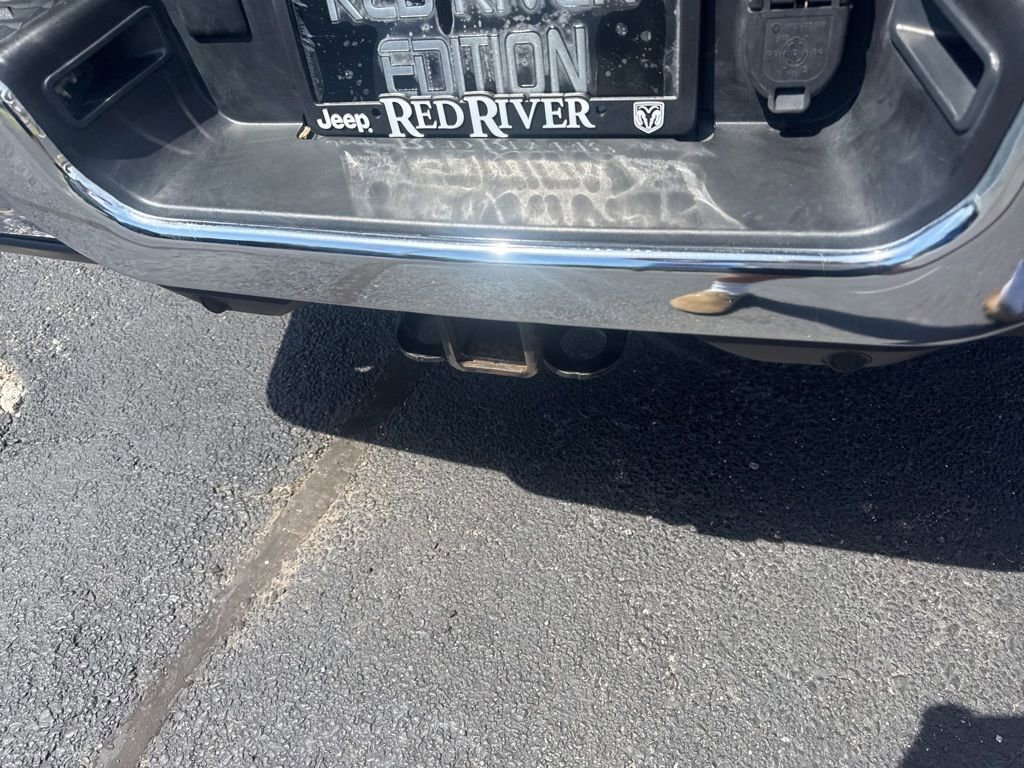 Used 2024 RAM 2500 Tradesman w/ Chrome Appearance Group image 14