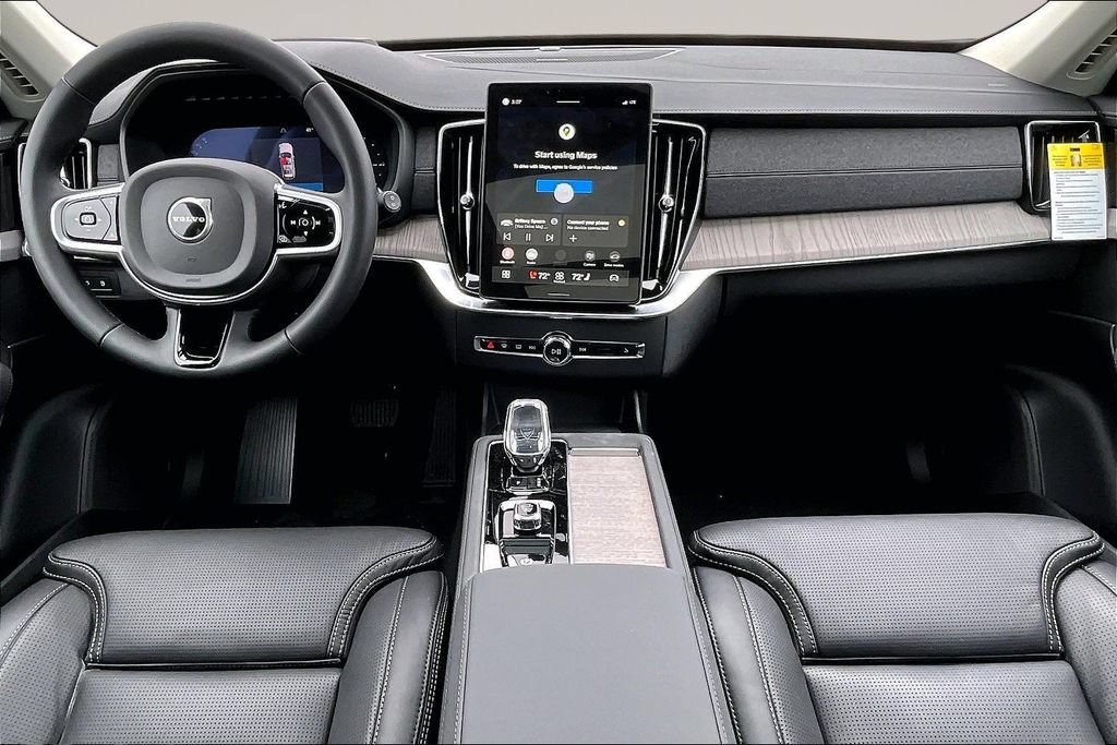 New 2026 Volvo XC90 T8 Ultra w/ Protection Package AWD/4WD image 5