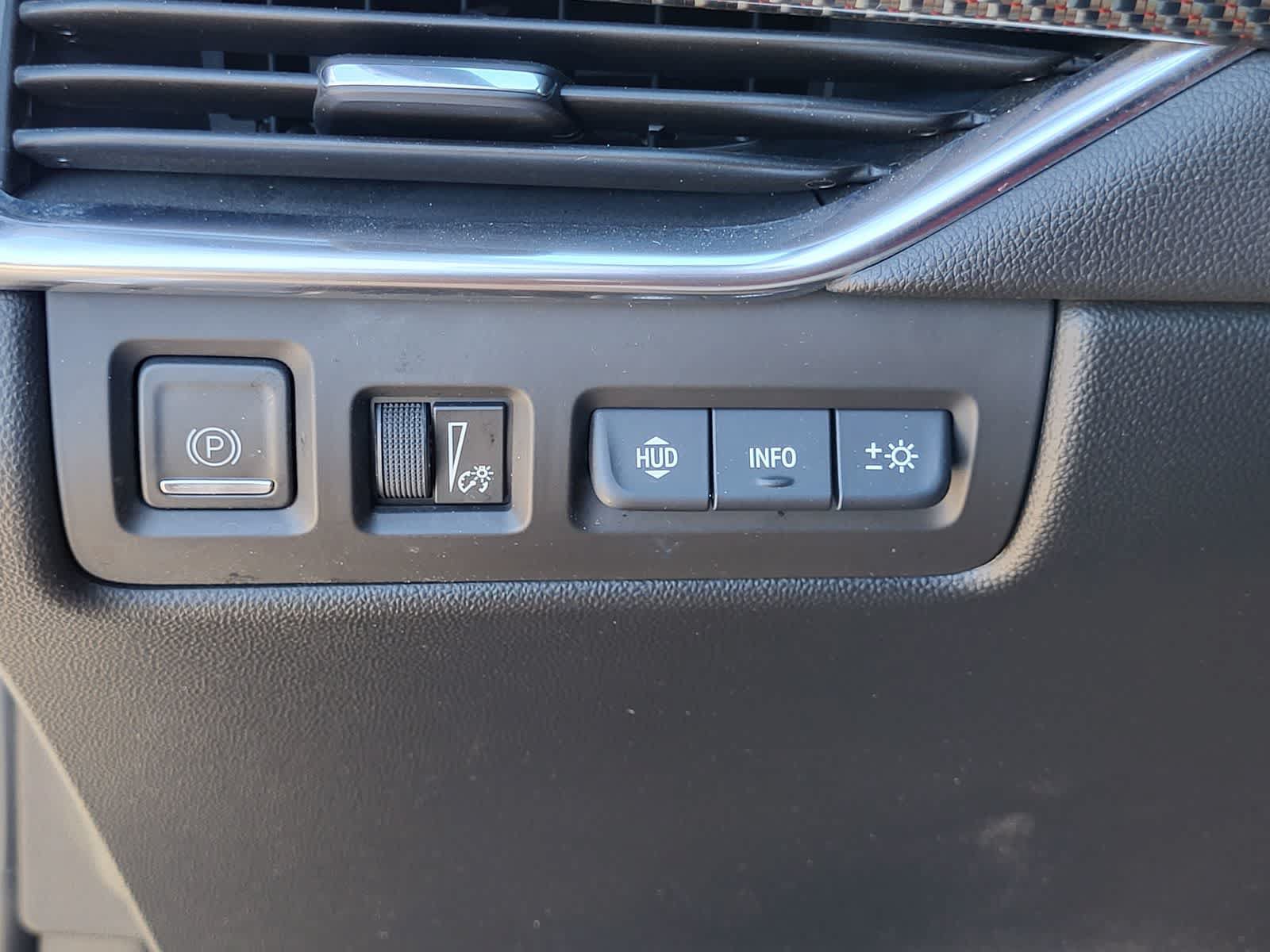 Used 2021 Cadillac XT4 Sport FWD image 17